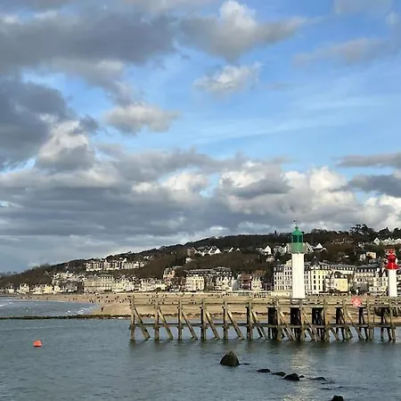 La Vigie Spacieux, Lumineux, Piscine Deauville